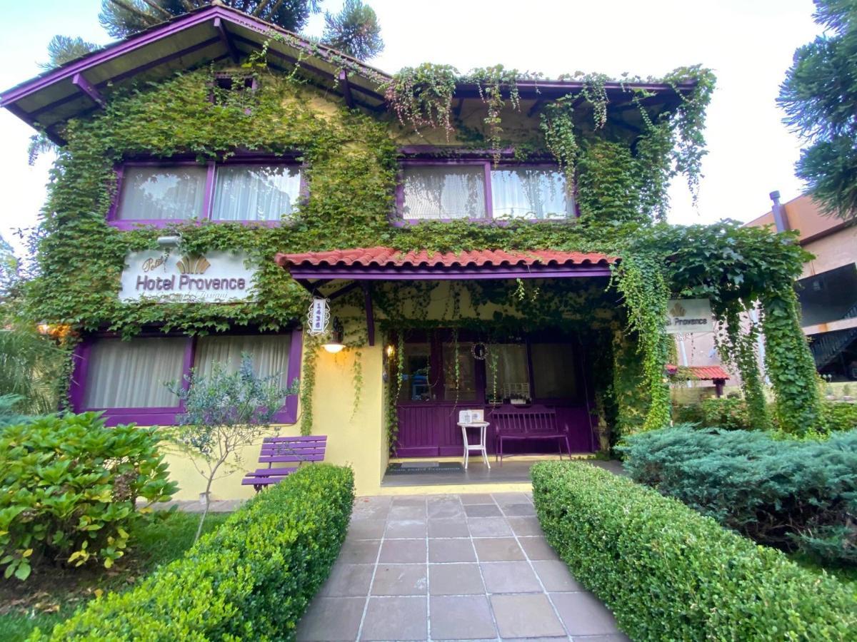 Petit Hotel Provence Gramado Kültér fotó